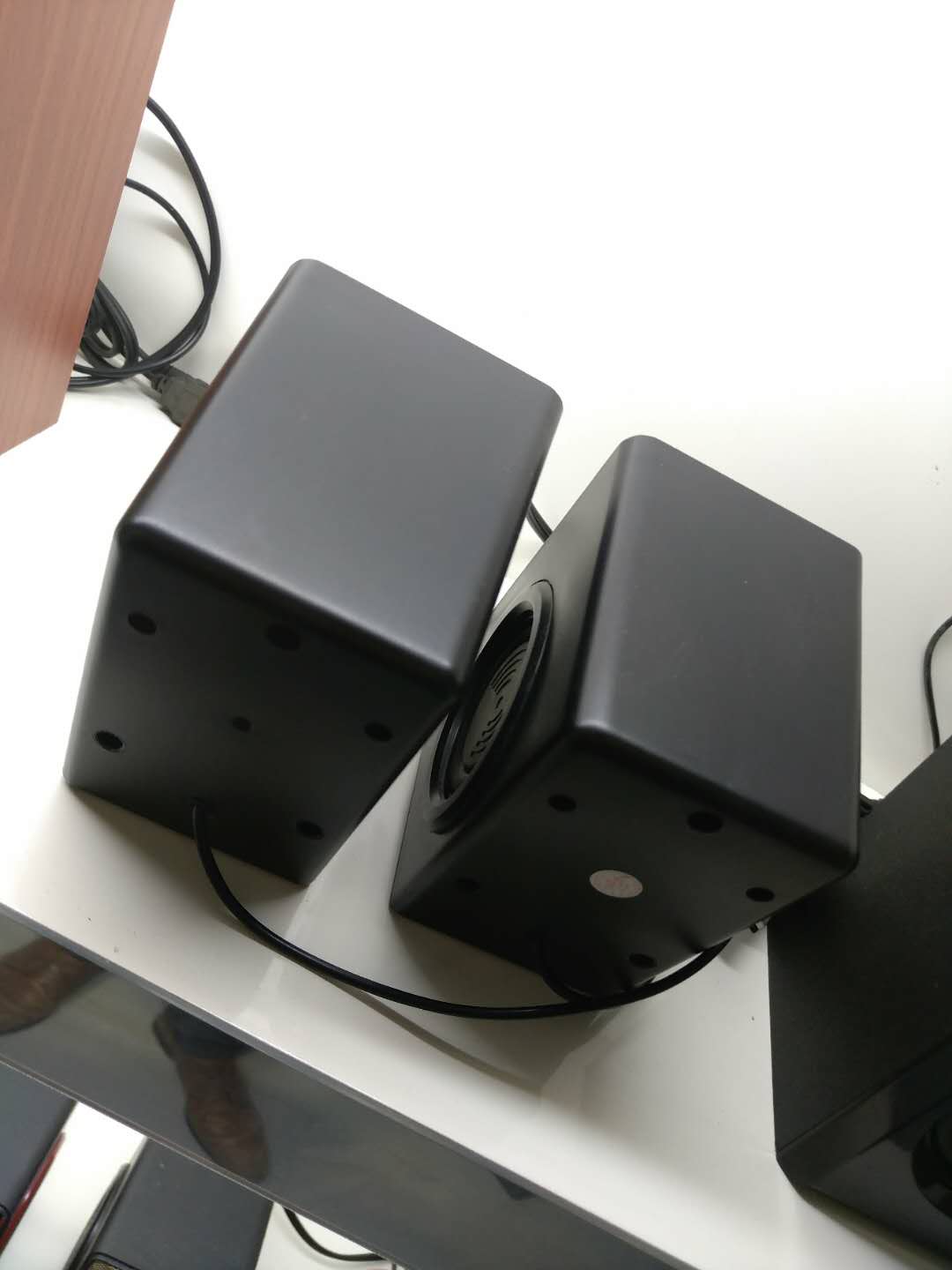 ZTIENS多媒體對(duì)箱 (16)