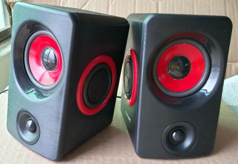 ZTIENS多媒體對(duì)箱 (20)